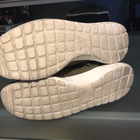 Nike Roshe Run - Picture 5 of 5